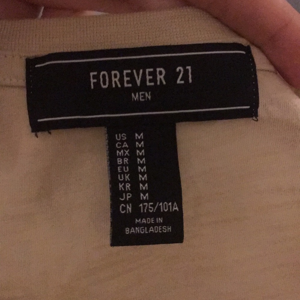 Beige Forever 21 Men’s Pocket Tee - Picture 3 of 4